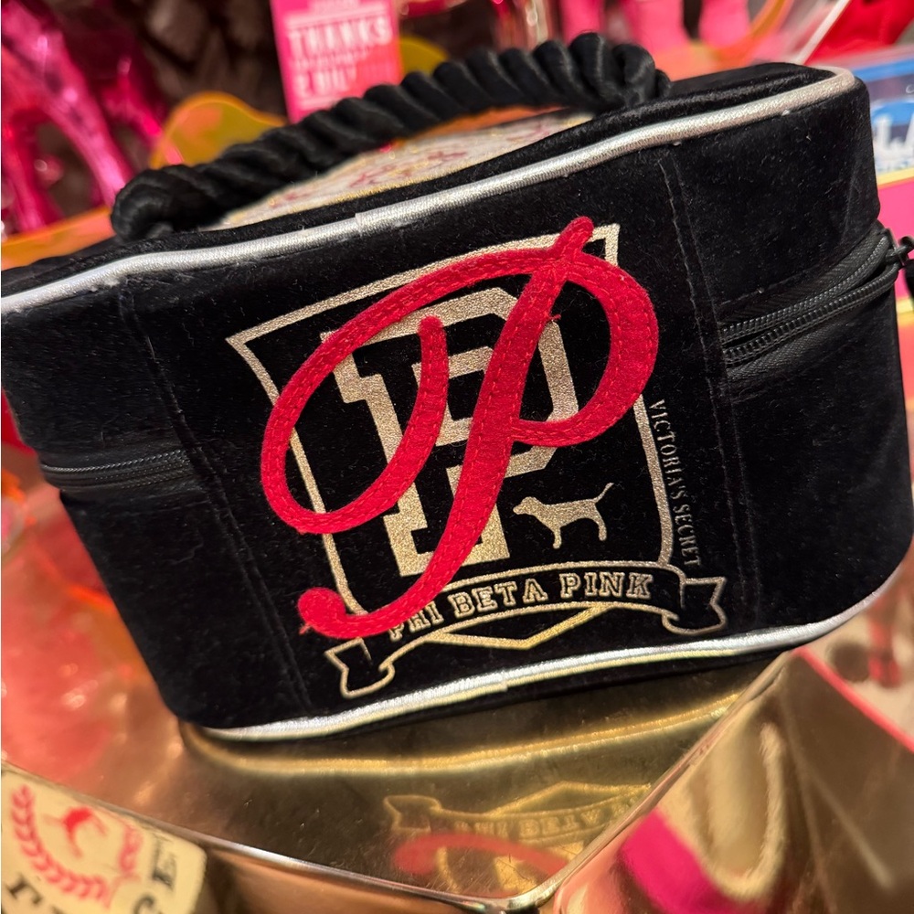 PINK Victoria's secret RARE TRAIN CASE